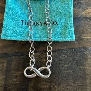 Tiffany and co Infinity ♾️ Necklace